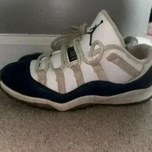 Kids Jordan Retro 11 Low - White and Navy